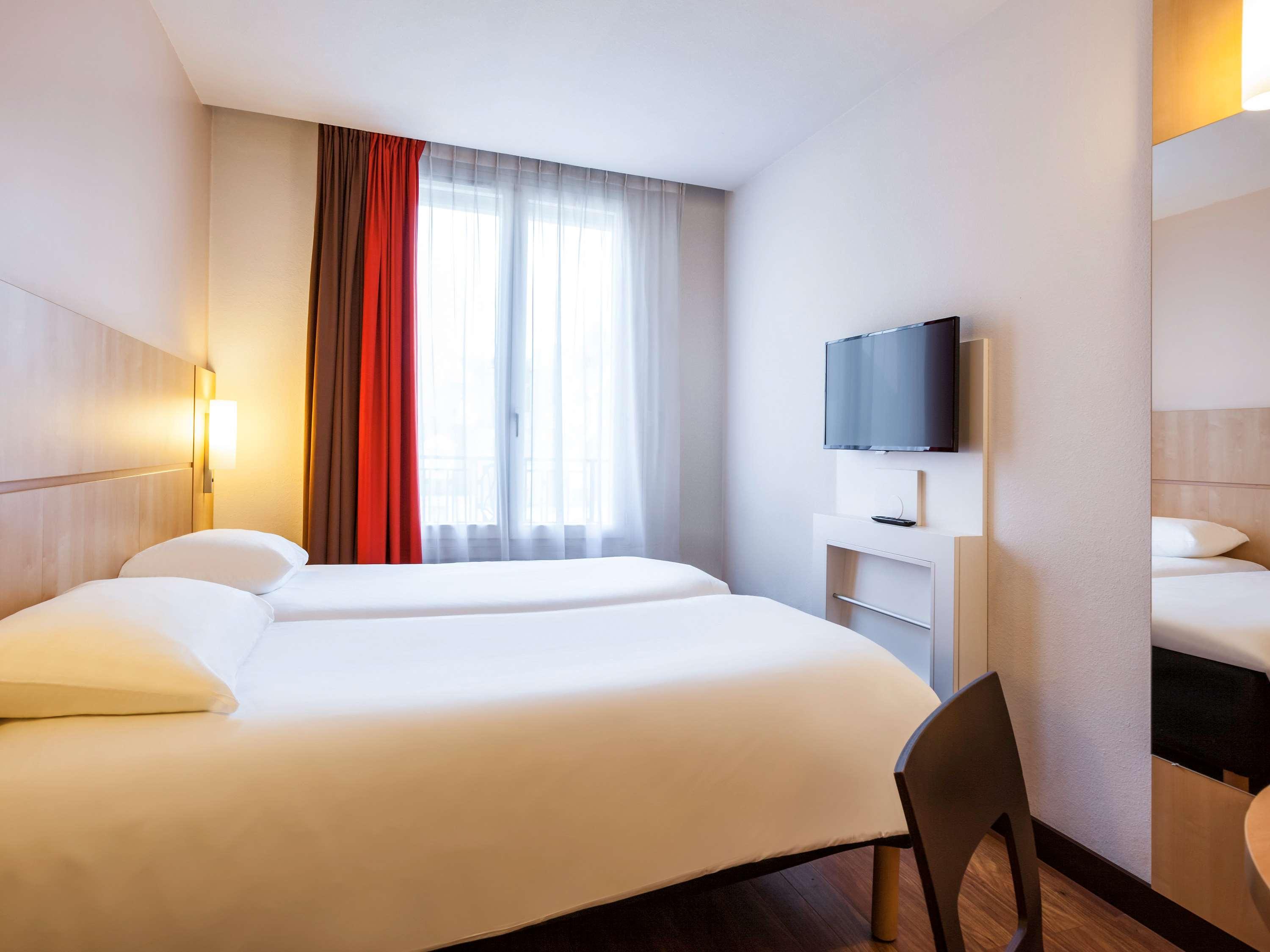 ไอบิส ปารีส การ์ เดอ เลสต์ 10 Hotel ภายนอก รูปภาพ